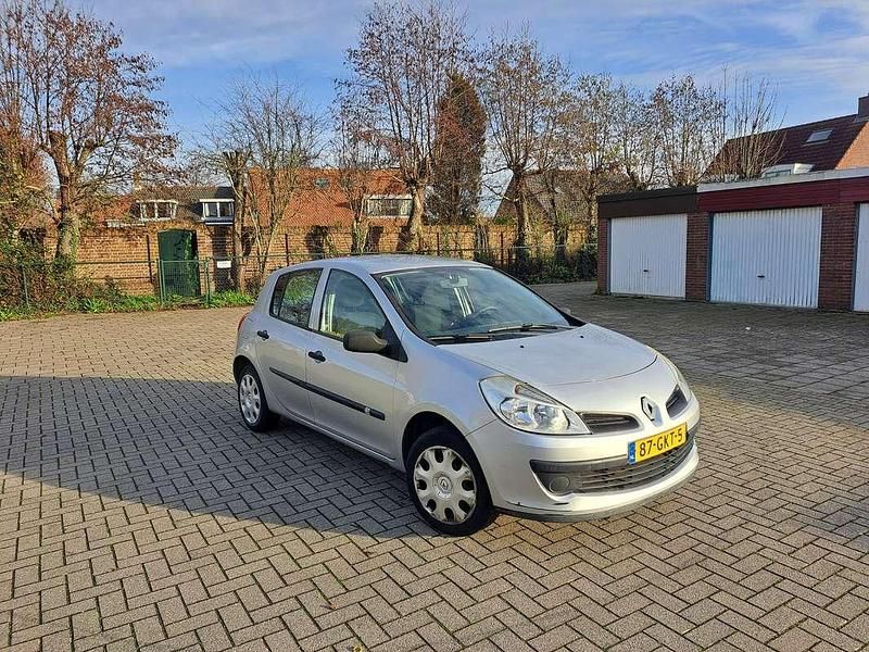 Occasion Renault Clio II Expression 75 PK (55 kW) 2008 Grijs Hatchback