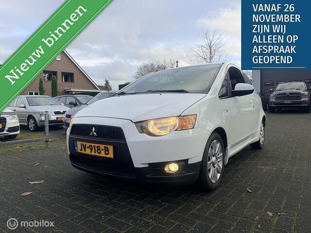 Wit Gebruikt 2010 Mitsubishi Colt Edition Hatchback | € 4.950 - Afbeelding 1/4