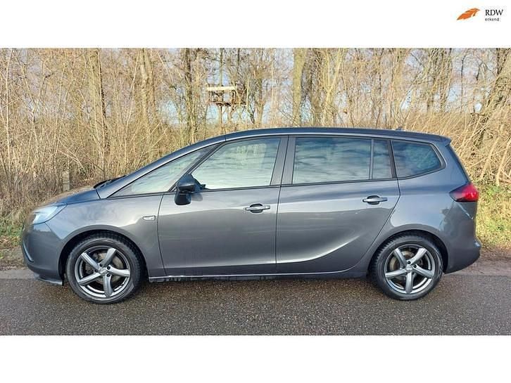 Grijs Occasion 2012 Opel Zafira Tourer Cosmo MPV | € 4.450 (Eerlijke prijs) - Afbeelding 1/4