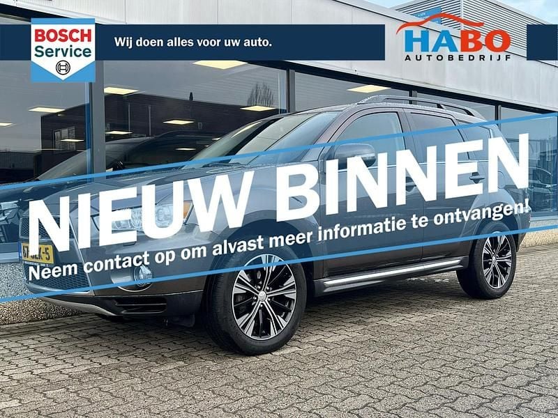 Bruin Occasion 2012 Mitsubishi Outlander Edition SUV | € 10.950 (Goede deal) - Afbeelding 1/3