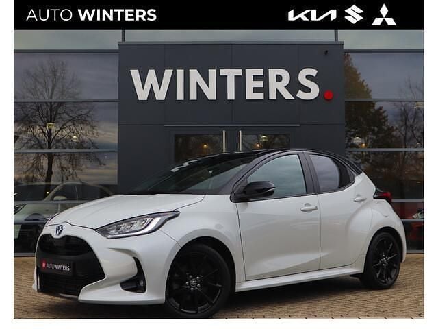 Overige Gebruikt 2022 Toyota Yaris Executive Hatchback | € 23.945 - Afbeelding 1/4
