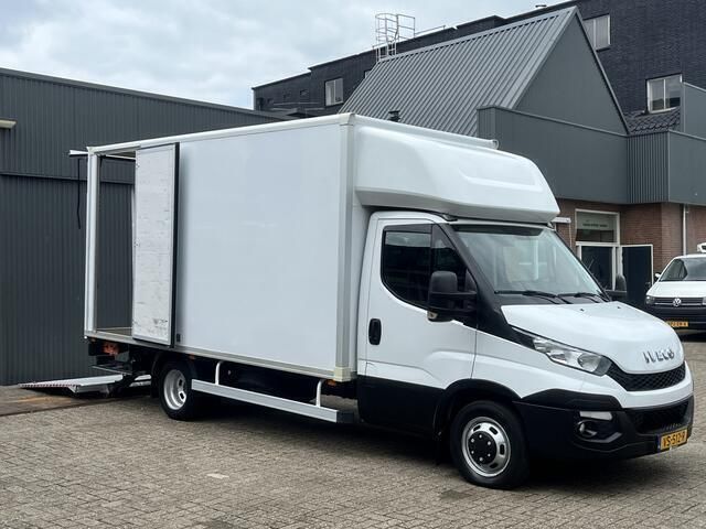Wit Gebruikt 2015 Iveco Daily Van | € 17.950 (Iets duurder) - Afbeelding 1/4