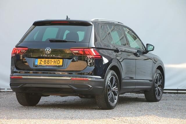 Occasion VW Tiguan Active 150 PK (110 kW) 2023 Zwart SUV
