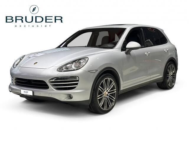 Zilver, metallic lak Gebruikt 2010 Porsche Cayenne SUV | € 47.990 - Afbeelding 1/4