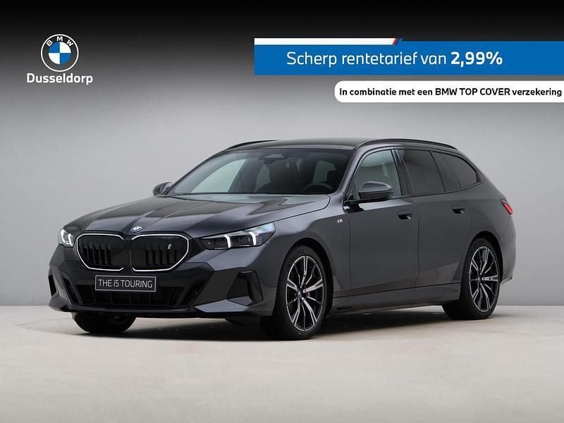 Grijs, metallic lak Gebruikt 2024 BMW i5 M Sport Sedan | € 72.950 - Afbeelding 1/4