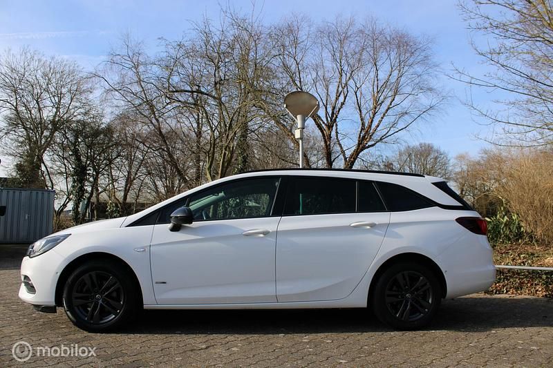 Occasion Opel Astra Business Elegance 110 PK (80 kW) 2021 Wit Stationwagen