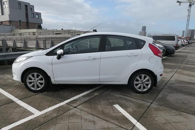 Occasion Ford Fiesta Limited 60 PK (44 kW) 2010 Wit Hatchback
