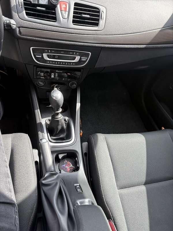 Occasion Renault Mégane III Expression 131 PK (96 kW) 2010 Rood Hatchback