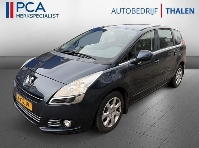 Blauw Occasion 2014 Peugeot 5008 Access MPV | € 7.250 (Iets duurder) - Afbeelding 1/4