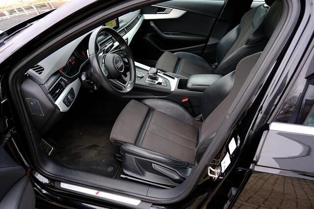 Occasion Audi A4 S-Line 150 PK (110 kW) 2018 Zwart (metallic) Sedan
