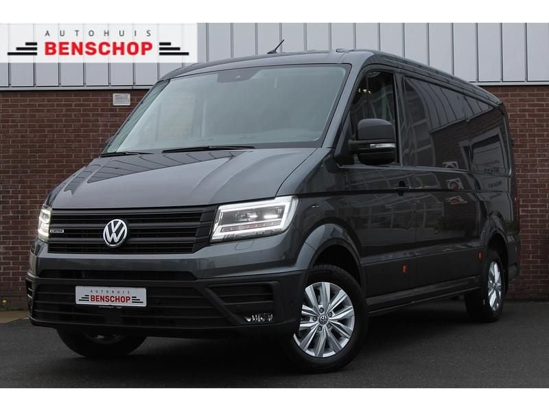Grijs Occasion 2024 VW Crafter Van | € 49.950 (Duur) - Afbeelding 1/4