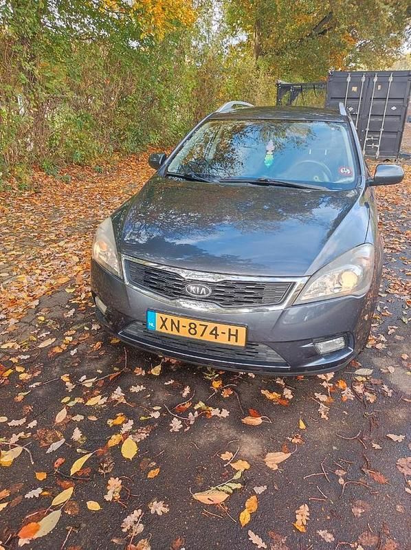 Gebruikt 2010 Kia Ceed Hatchback | € 3.000 (Super prijs) - Afbeelding 1/4
