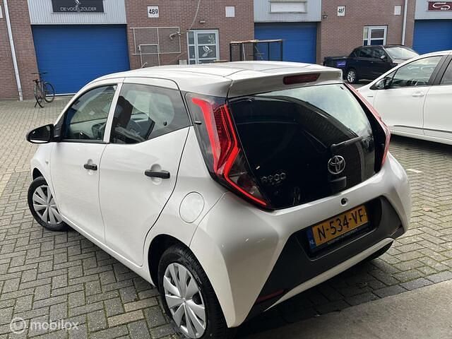 Occasion Toyota Aygo 72 PK (52 kW) 2022 Wit Hatchback
