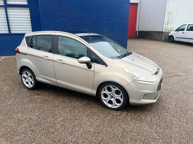 Occasion Ford B-MAX Titanium 101 PK (74 kW) 2013 Grijs MPV