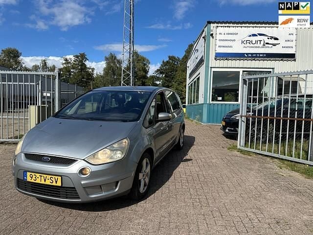 Grijs Gebruikt 2007 Ford S-MAX S MPV | € 1.495 (Eerlijke prijs) - Afbeelding 1/4