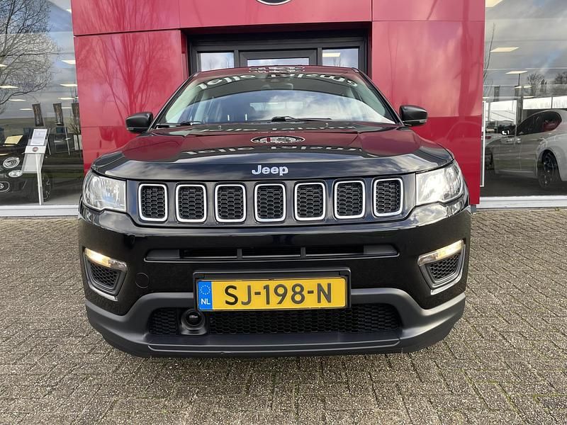 Occasion Jeep Compass Sport 142 PK (104 kW) 2018 Zwart SUV