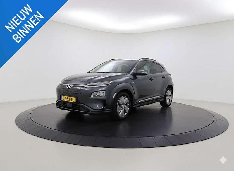 Grijs Gebruikt 2020 Hyundai Kona SUV | € 16.999 (Goede deal) - Afbeelding 1/3