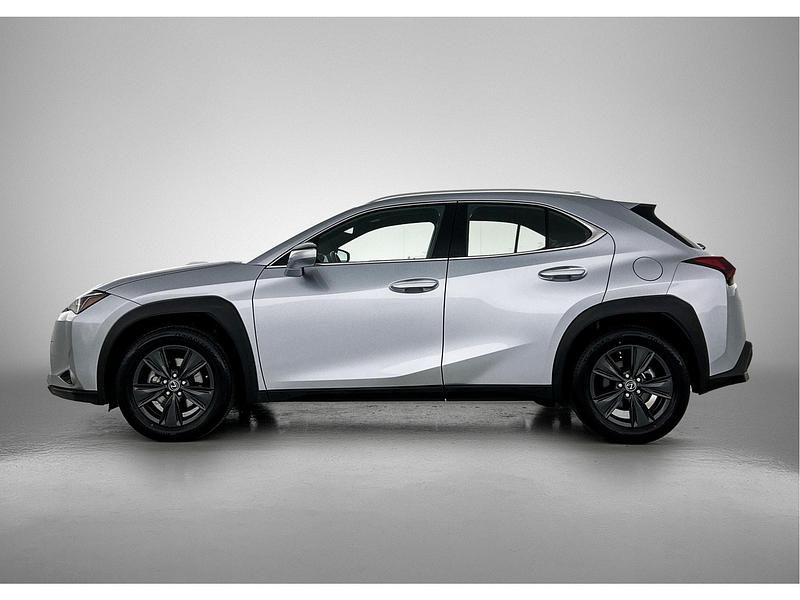 Occasion Lexus UX 184 PK (135 kW) 2024 Grijs SUV