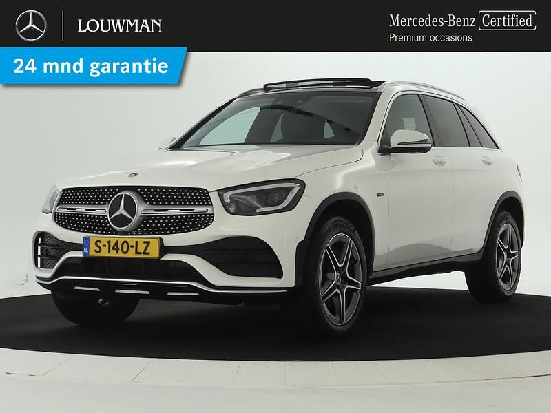 Wit Occasion 2021 Mercedes GLC300e Premium Plus SUV | € 45.950 (Iets duurder) - Afbeelding 1/3
