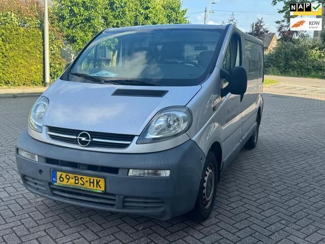 Zilver Gebruikt 2005 Opel Vivaro Van | € 1.550 (Super prijs) - Afbeelding 1/4