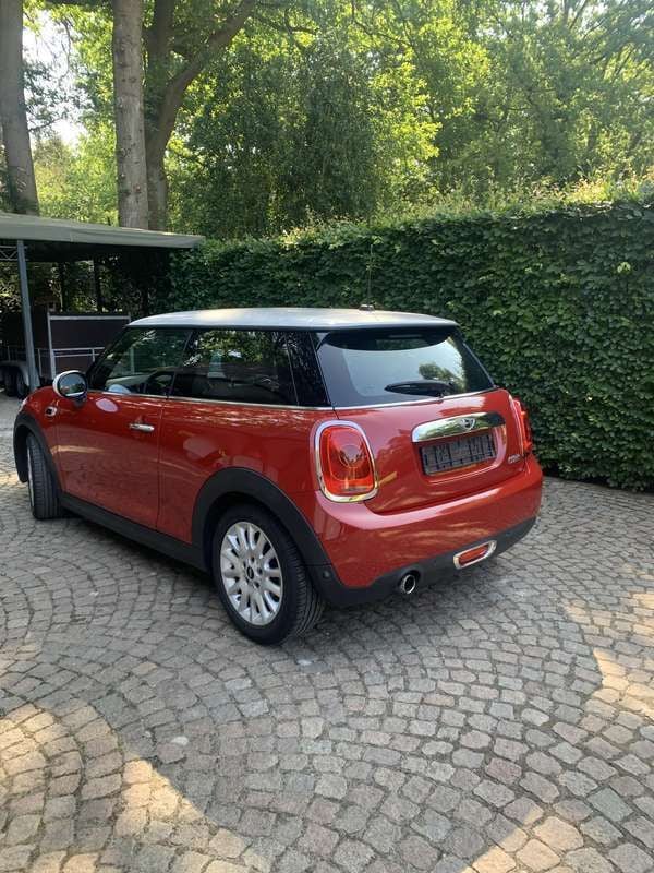 Gebruikt 2015 Mini Cooper Hatchback | € 11.950 - Afbeelding 1/4