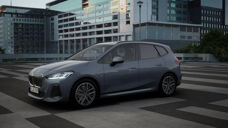 Grijs Nieuw 2025 BMW 218 Comfort Edition Stationwagen | € 60.934 (Eerlijke prijs) - Afbeelding 1/4