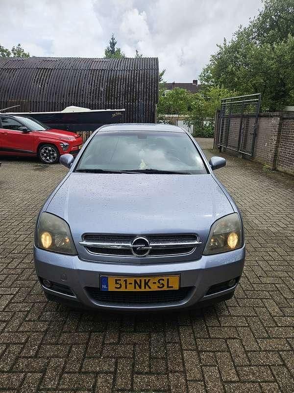 Gebruikt 2003 Opel Vectra GTS Sedan | € 1.500 (Eerlijke prijs) - Afbeelding 1/4
