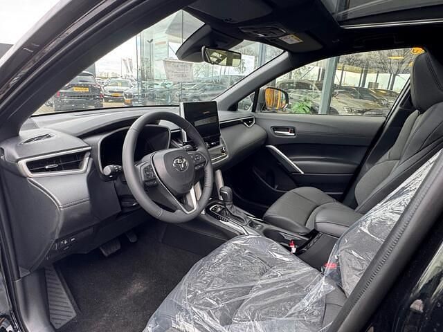 Occasion Toyota Corolla Hybrid Executive 98 PK (72 kW) 2024 Zwart SUV