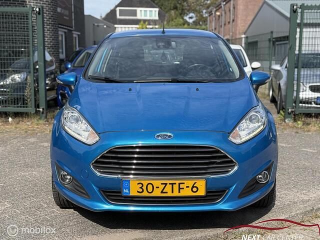 Occasion Ford Fiesta Titanium 101 PK (74 kW) 2013 Blauw Hatchback