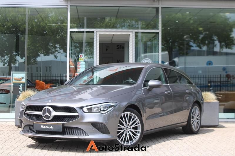 Grijs Occasion 2020 Mercedes CLA180 Business Sedan | € 22.900 (Super prijs) - Afbeelding 1/4