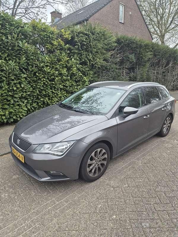 Occasion Seat Leon Style 116 PK (85 kW) 2017 Grijs