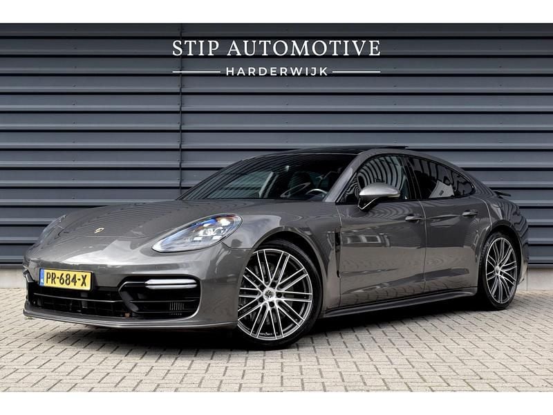 Grijs Gebruikt 2017 Porsche Panamera Sedan | € 49.900 (Eerlijke prijs) - Afbeelding 1/4