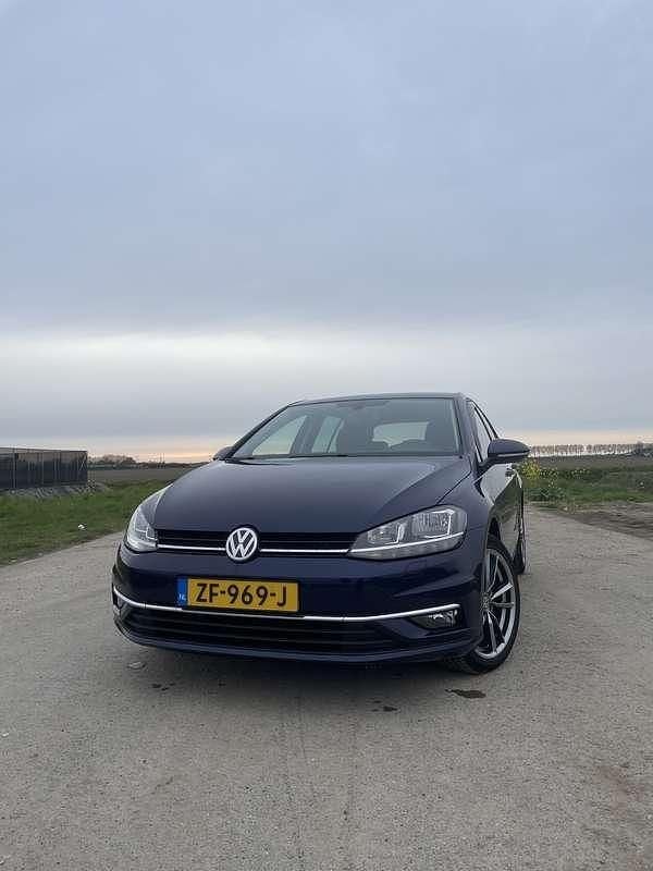 Gebruikt 2018 VW Golf Join Sedan | € 13.999 (Eerlijke prijs) - Afbeelding 1/4