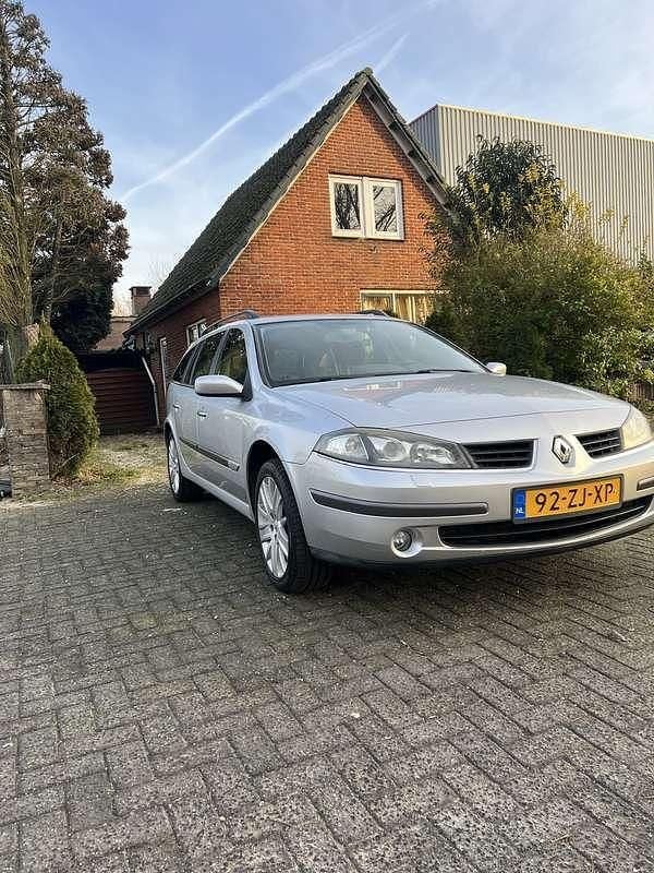 Occasion Renault Laguna III 135 PK (99 kW) 2008 Grijs Stationwagen
