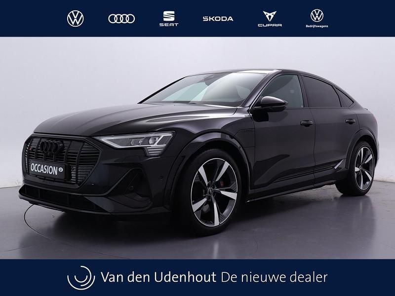 Zwart Gebruikt 2020 Audi e-tron SUV | € 44.990 - Afbeelding 1/4