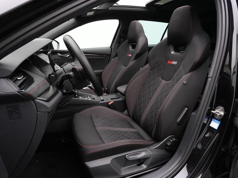 Occasion Skoda Octavia Business Line 245 PK (180 kW) 2025 Zwart Hatchback