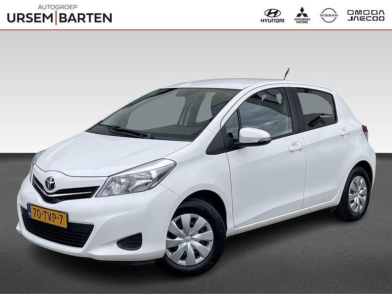 Wit Gebruikt 2012 Toyota Yaris Hatchback | € 8.930 (Eerlijke prijs) - Afbeelding 1/4