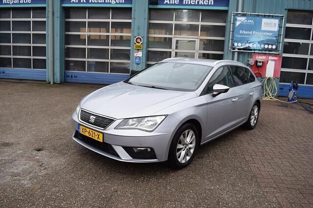 Occasion Seat Leon ST Business 116 PK (85 kW) 2019 Grijs Stationwagen