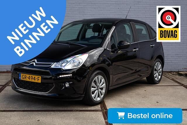 Zwart, metallic lak Gebruikt 2015 Citroën C3 PureTech Hatchback | € 6.350 (Eerlijke prijs) - Afbeelding 1/4