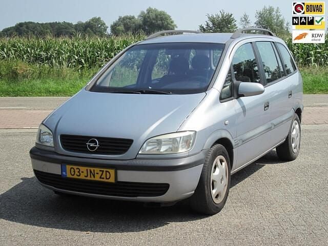 Grijs Gebruikt 2002 Opel Zafira Comfort MPV | € 650 (Super prijs) - Afbeelding 1/4