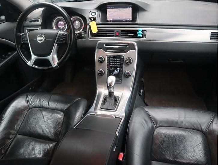 Occasion Volvo V70 179 PK (131 kW) 2012 Zwart Stationwagen