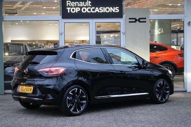 Occasion Renault Clio V Techno 143 PK (105 kW) 2024 Noir étoilé (gne) Hatchback