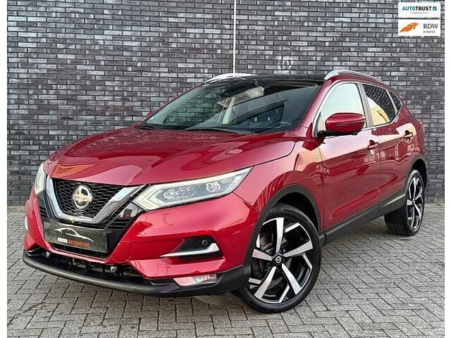 Rood Gebruikt 2021 Nissan Qashqai 360º SUV | € 22.900 (Goede deal) - Afbeelding 1/4