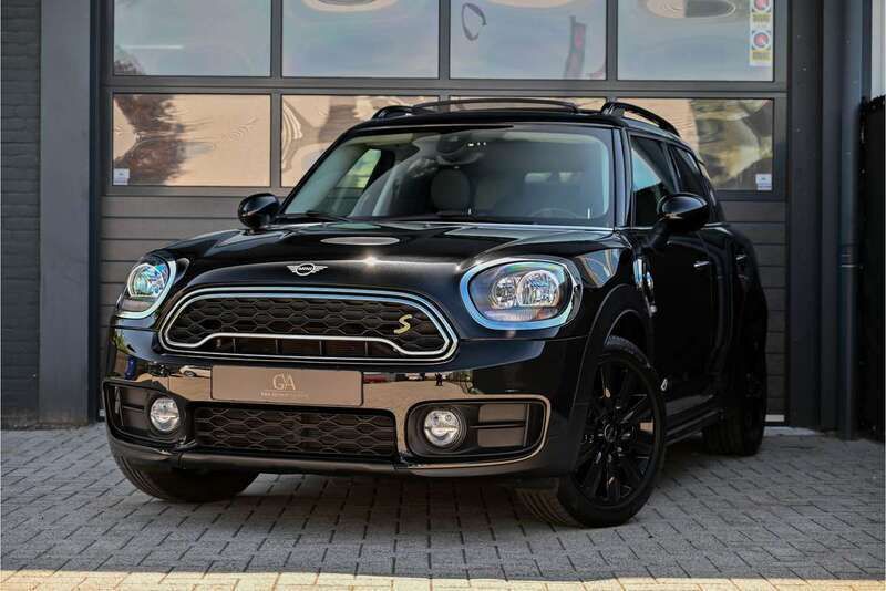 Zwart Gebruikt 2017 Mini Cooper S Countryman Chili SUV | € 20.900 (Duur) - Afbeelding 1/4