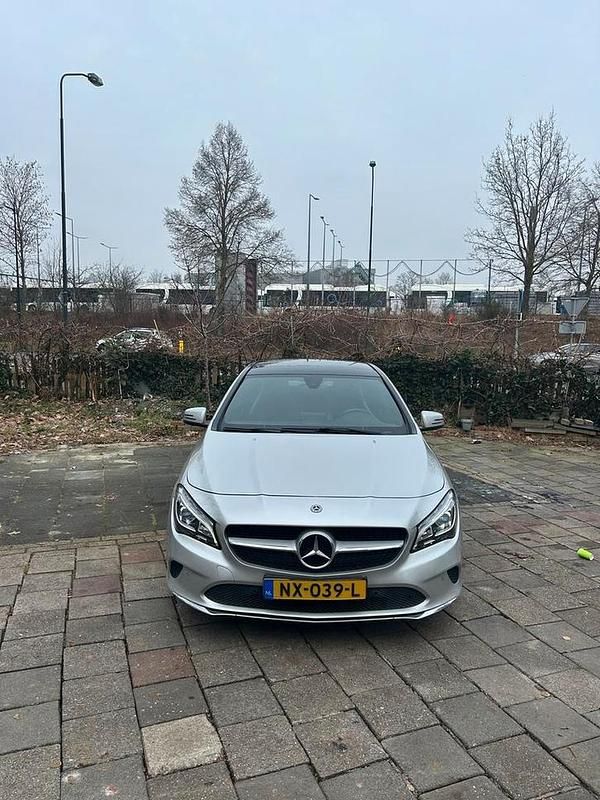 Occasion 2017 Mercedes CLA180 Sedan | € 14.500 (Eerlijke prijs) - Afbeelding 1/4