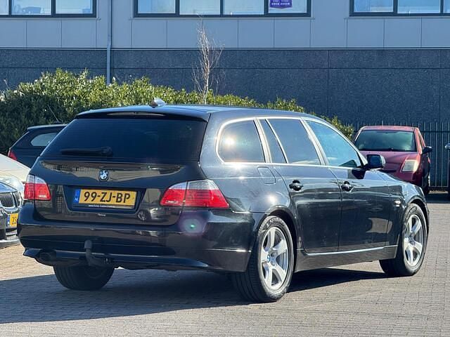 Occasion BMW 520 Executive 150 PK (110 kW) 2008 Zwart (metallic) Stationwagen