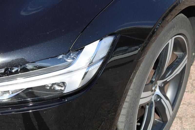 Occasion Volvo V90 R-Design 191 PK (140 kW) 2020 Zwart, metallic lak Stationwagen