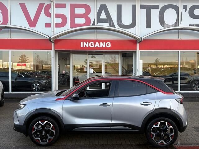 Grijs Occasion 2023 Opel Mokka GS Line SUV | € 21.950 (Goede deal) - Afbeelding 1/3