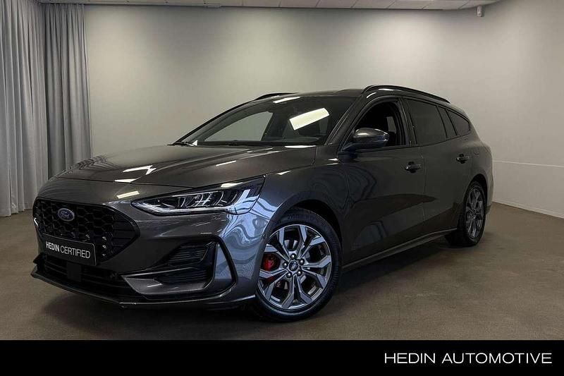 Grijs Gebruikt 2022 Ford Focus ST-Line Stationwagen | € 19.945 (Eerlijke prijs) - Afbeelding 1/3