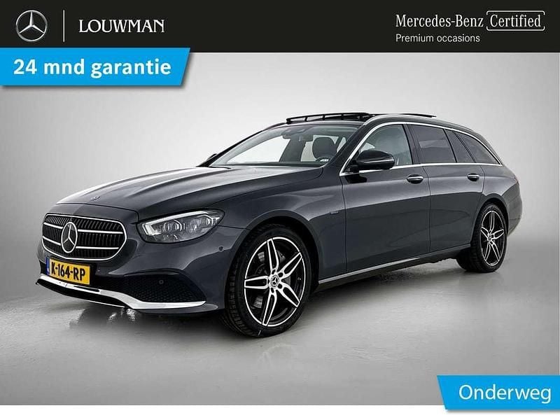 Grijs Gebruikt 2021 Mercedes E300 Business Stationwagen | € 40.950 (Duur) - Afbeelding 1/3